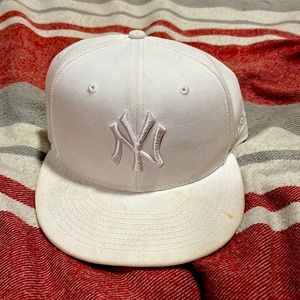 New York Yankees hat